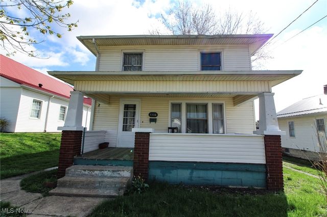 1338 Pine Street, Zanesville, OH 43701
