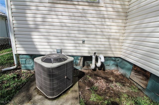 1338 Pine Street, Zanesville, OH 43701