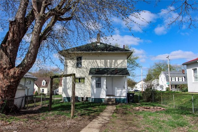 1338 Pine Street, Zanesville, OH 43701