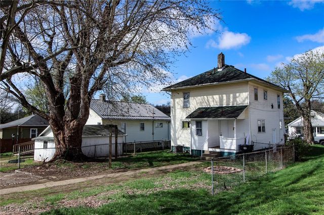 1338 Pine Street, Zanesville, OH 43701