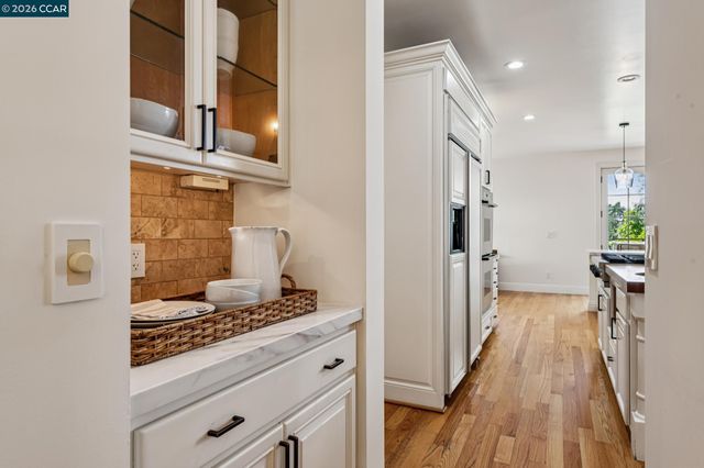 612 Sugarloaf Ct, Walnut Creek, CA 94596