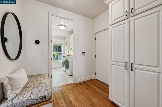 612 Sugarloaf Ct, Walnut Creek, CA 94596