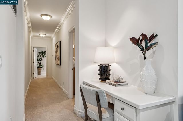 612 Sugarloaf Ct, Walnut Creek, CA 94596