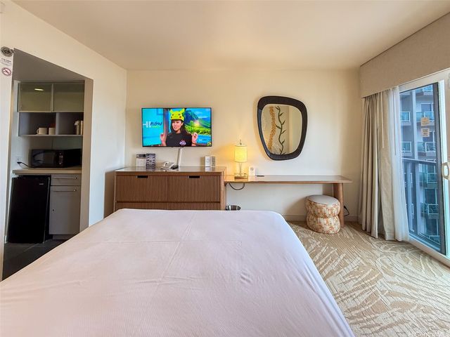 410 Atkinson Drive 1263, Honolulu, HI 96814