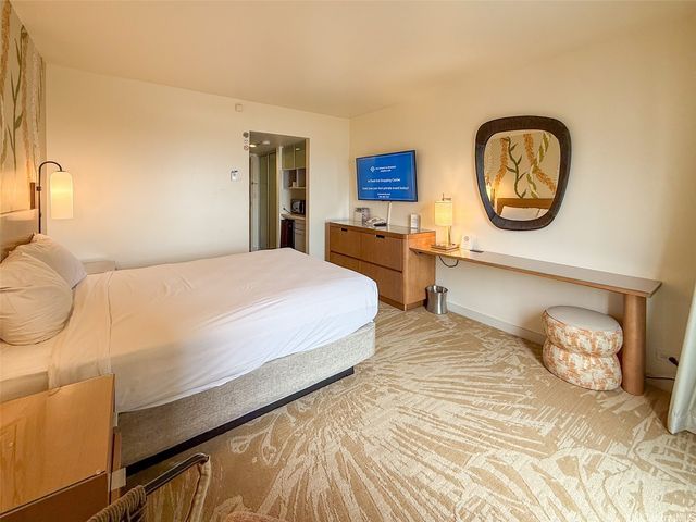 410 Atkinson Drive 1263, Honolulu, HI 96814