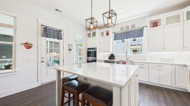 2012 Codorus Lane, Hanahan, SC 29410