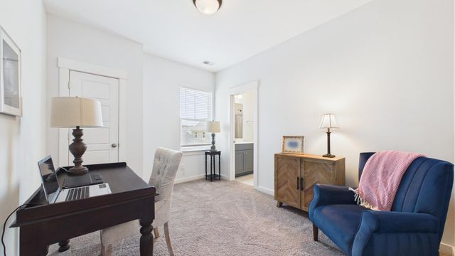 2012 Codorus Lane, Hanahan, SC 29410