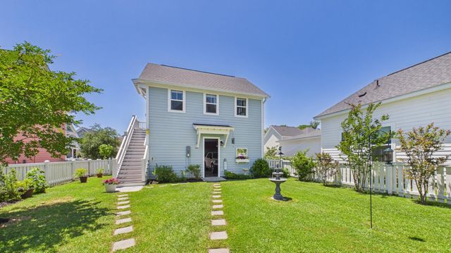 2012 Codorus Lane, Hanahan, SC 29410