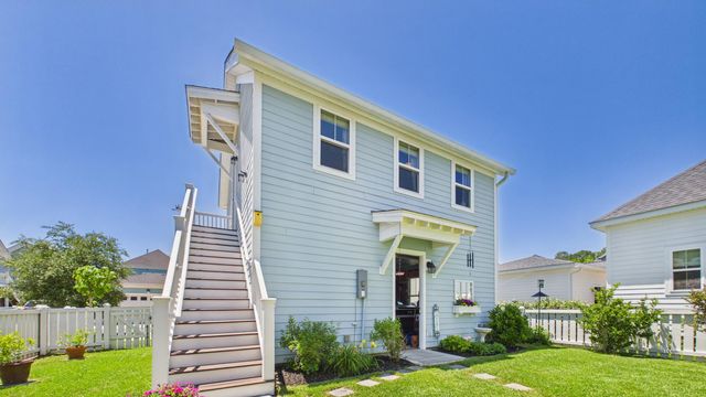2012 Codorus Lane, Hanahan, SC 29410