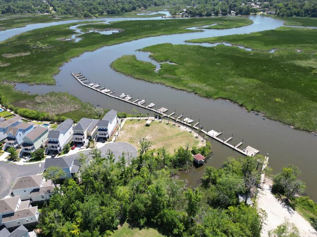 2012 Codorus Lane, Hanahan, SC 29410