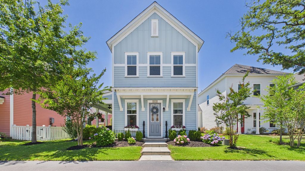 2012 Codorus Lane, Hanahan, SC 29410