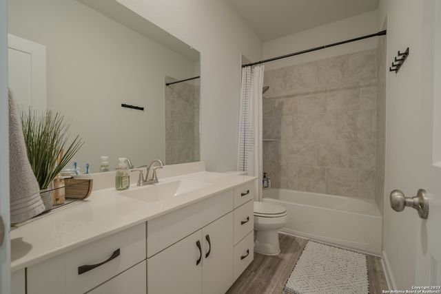 2909 Mindel St, New Braunfels, TX 78130