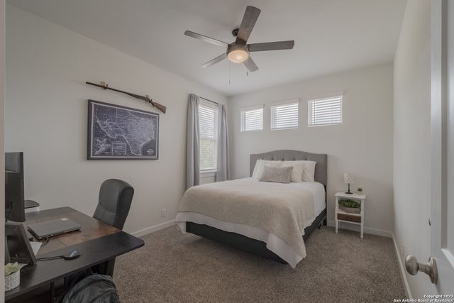 2909 Mindel St, New Braunfels, TX 78130