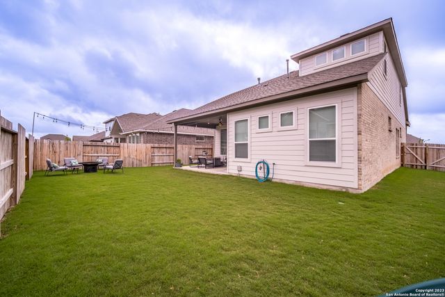 2909 Mindel St, New Braunfels, TX 78130