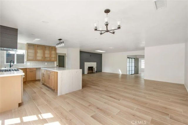 3230 Oregon, Costa Mesa, CA 92626