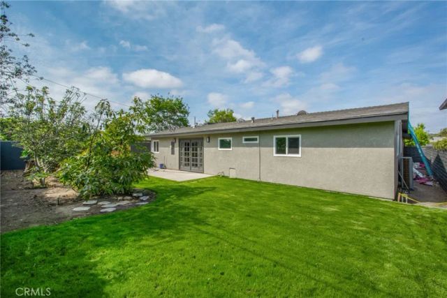 3230 Oregon, Costa Mesa, CA 92626