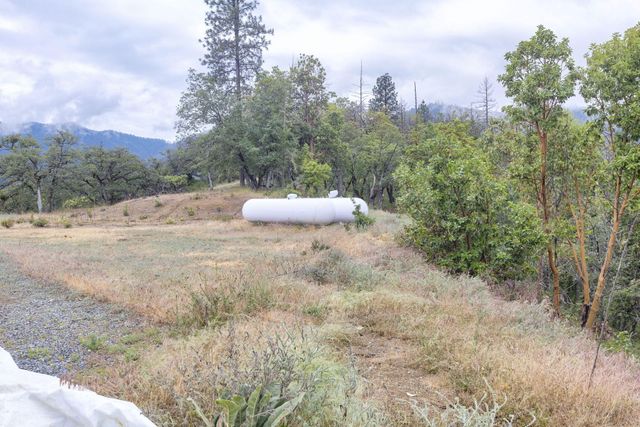 9595 Sterling Creek Road, Jacksonville, OR 97530