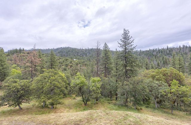 9595 Sterling Creek Road, Jacksonville, OR 97530