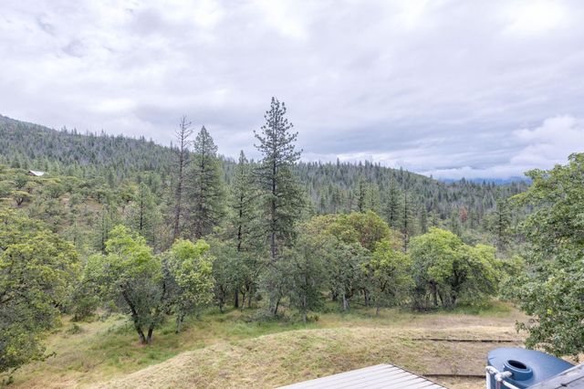 9595 Sterling Creek Road, Jacksonville, OR 97530