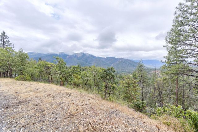 9595 Sterling Creek Road, Jacksonville, OR 97530