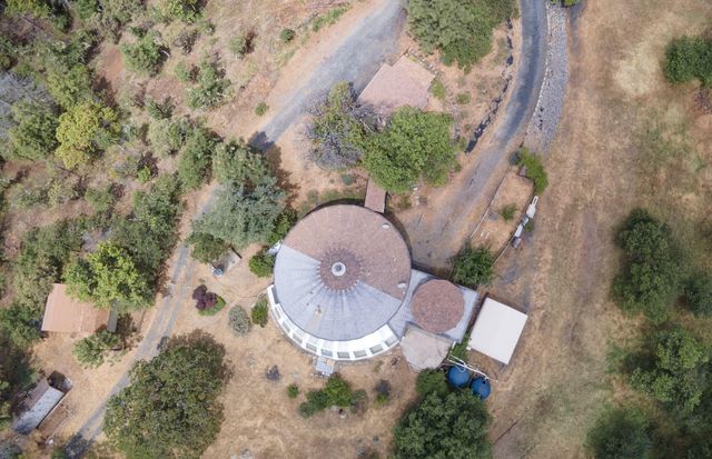 9595 Sterling Creek Road, Jacksonville, OR 97530