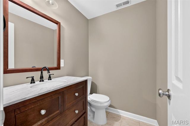 3200 Bentwater Place, St Charles, MO 63301