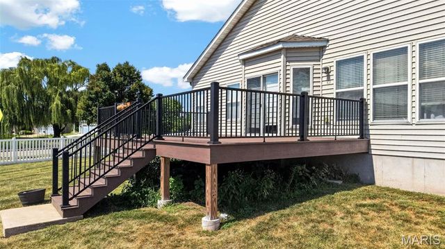 3200 Bentwater Place, St Charles, MO 63301