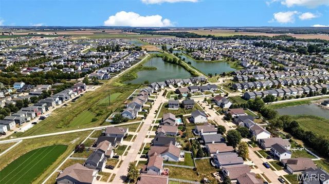 3200 Bentwater Place, St Charles, MO 63301