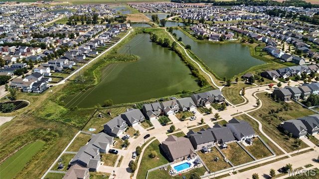 3200 Bentwater Place, St Charles, MO 63301