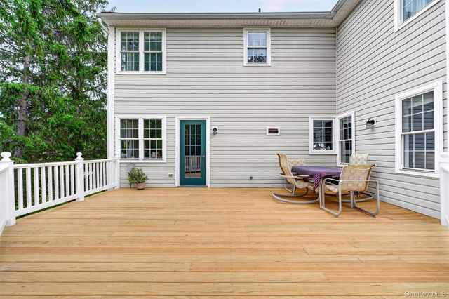 4 Bayberry Lane, Poughkeepsie, NY 12603