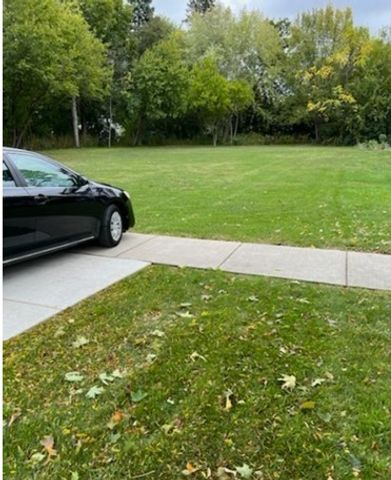 717 S Arlington Heights Road, Arlington Heights, IL 60005