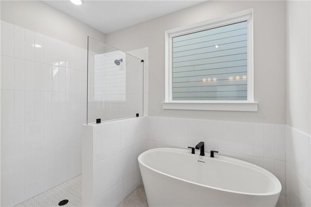 779 Auguste Avenue, Decatur, GA 30033