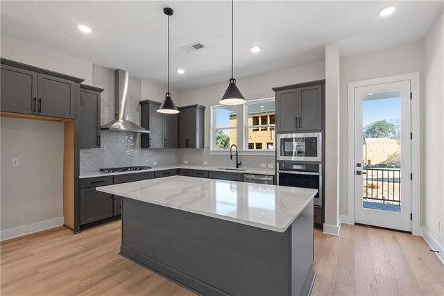 779 Auguste Avenue, Decatur, GA 30033