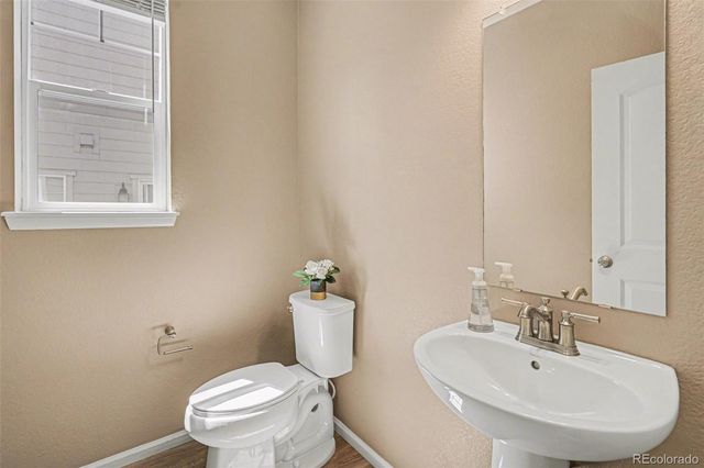 4328 S Nepal Court, Centennial, CO 80015