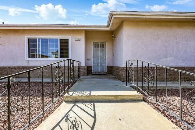 1840 Locust St, San Diego, CA 92106