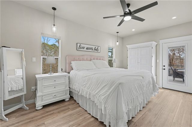 3 S Kinver Lane, Bella Vista, AR 72714