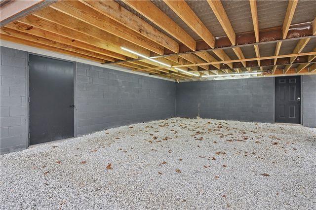 3 S Kinver Lane, Bella Vista, AR 72714