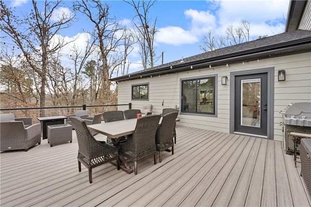 3 S Kinver Lane, Bella Vista, AR 72714