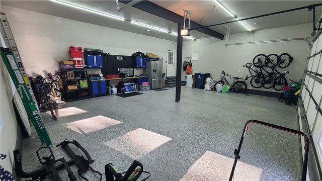 3 S Kinver Lane, Bella Vista, AR 72714