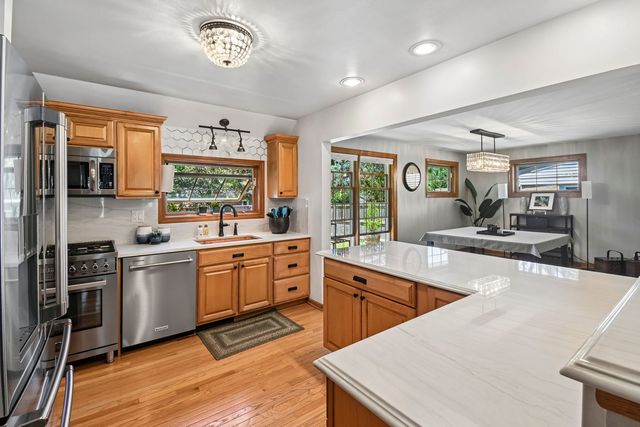 107 W Orchard Place, Mount Prospect, IL 60056