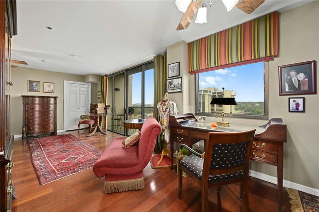 40 N Interstate Highway 35 8C1, Austin, TX 78701