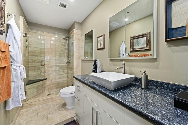 40 N Interstate Highway 35 8C1, Austin, TX 78701