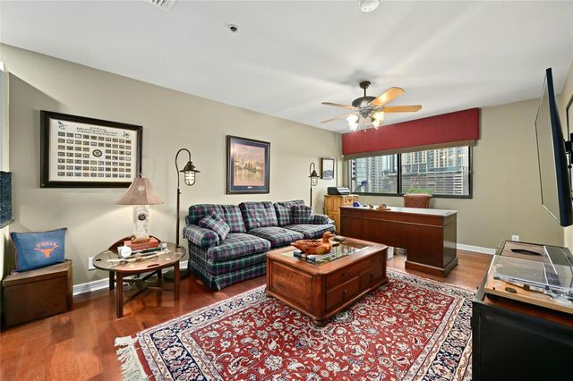 40 N Interstate Highway 35 8C1, Austin, TX 78701