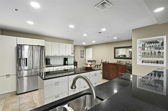 40 N Interstate Highway 35 8C1, Austin, TX 78701