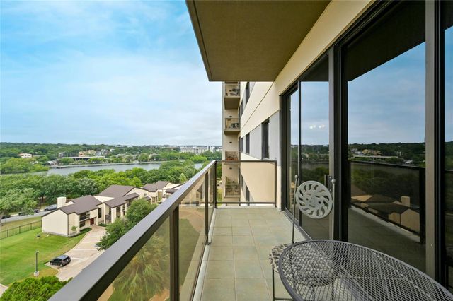 40 N Interstate Highway 35 8C1, Austin, TX 78701