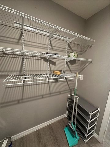 7003 Burma Cir, La Belle, FL 33935