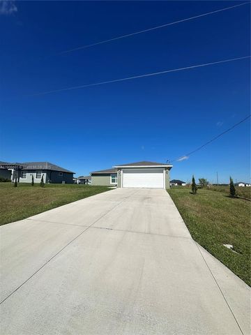 7003 Burma Cir, La Belle, FL 33935