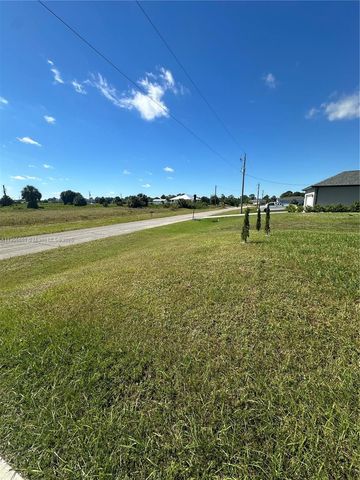 7003 Burma Cir, La Belle, FL 33935