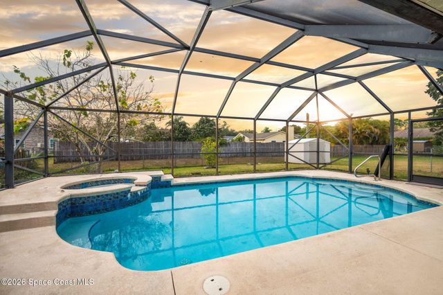 1240 Gustrow Avenue NW, Palm Bay, FL 32907