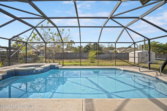 1240 Gustrow Avenue NW, Palm Bay, FL 32907